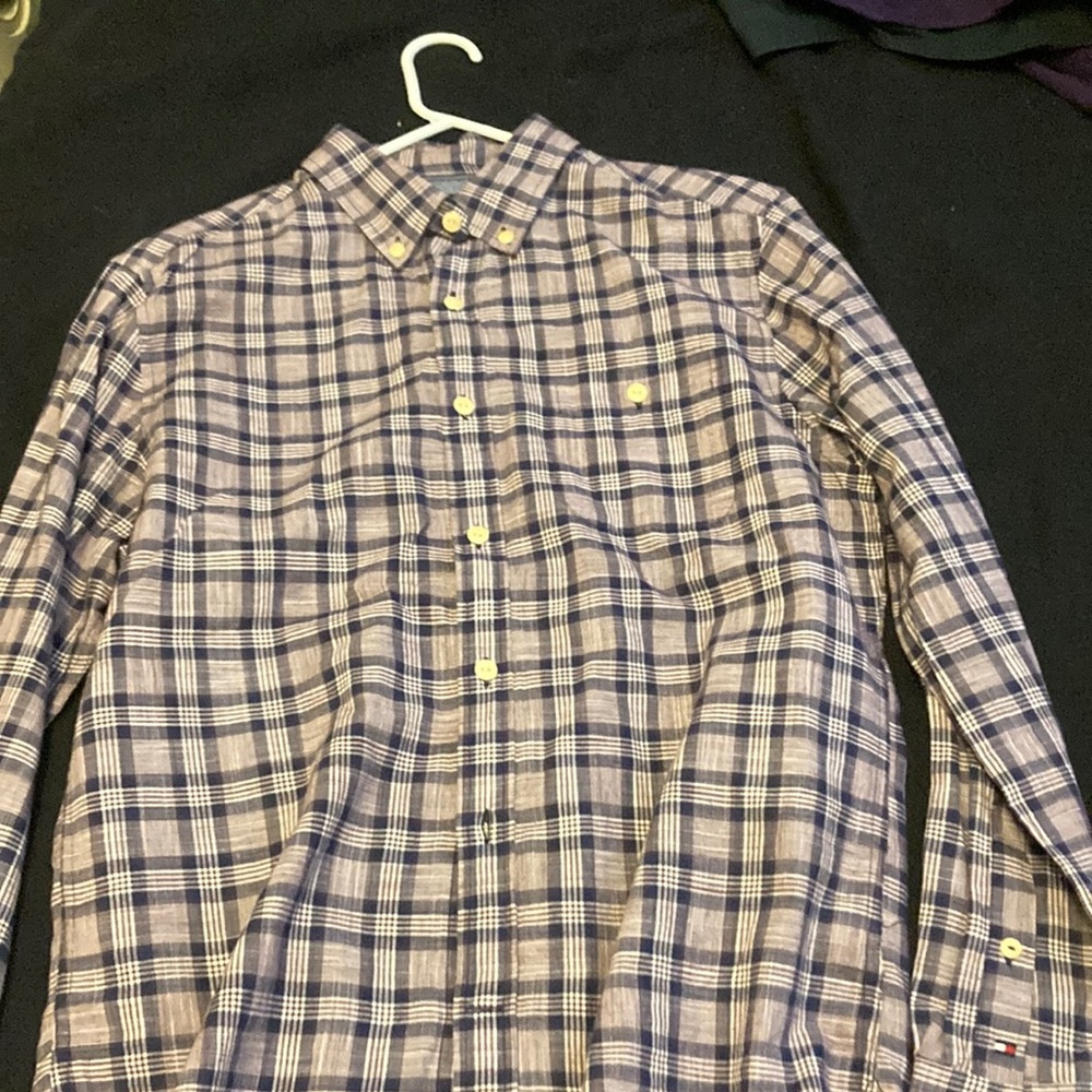 Tommy Hilfiger medium